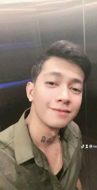 <span>Jtr Nc , 40</span>&nbsp;<span style='width: 25px; height: 16px; float: right; background-image: url(/bitmaps/flags_small/PH.PNG)'>&nbsp;</span><br><span>Angeles, Philippines</span>&nbsp;<input type='button' class='joinbtn' style='float: right' value='JOIN NOW' />