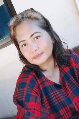 <span>Myrna, 46</span>&nbsp;<span style='width: 25px; height: 16px; float: right; background-image: url(/bitmaps/flags_small/PH.PNG)'>&nbsp;</span><br><span>Nueva Visca, Filipinas</span>&nbsp;<input type='button' class='joinbtn' style='float: right' value='JOIN NOW' />