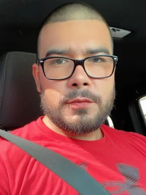 English men looking for love