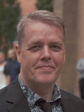 Foreign men for dating