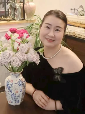 Women from Philippines for dating / Ladies from Philippines for dating