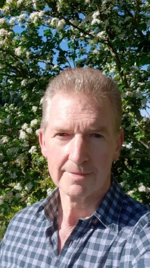 <span>Daniel, 71</span>&nbsp;<span style='width: 25px; height: 16px; float: right; background-image: url(/bitmaps/flags_small/CH.PNG)'>&nbsp;</span><br><span>Freiburg Ch, Schweiz</span>&nbsp;<input type='button' class='joinbtn' style='float: right' value='JOIN NOW' />