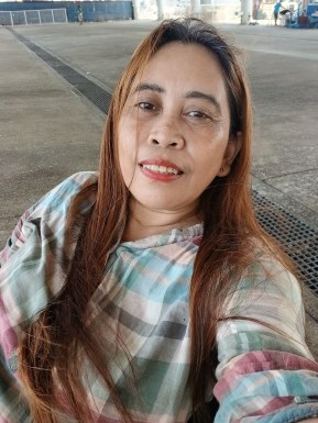 <span>Rosalie, 50</span>&nbsp;<span style='width: 25px; height: 16px; float: right; background-image: url(/bitmaps/flags_small/PH.PNG)'>&nbsp;</span><br><span>Mandaluyong, Philippines</span>&nbsp;<input type='button' class='joinbtn' style='float: right' value='JOIN NOW' />