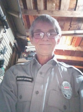 <span>Eddie Barwick, 61</span> <span style='width: 25px; height: 16px; float: right; background-image: url(/bitmaps/flags_small/US.PNG)'> </span><br><span>Salt Lake, USA</span> <input type='button' class='joinbtn' style='float: right' value='JOIN NOW' />