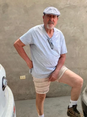 Foreign men for dating